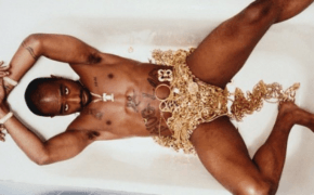 Nude inédita do Tupac está sendo leiloada com lance inicial de 15 mil dólares