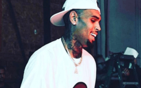 Chris Brown lança faixa inédita intitulada “Goin At It”