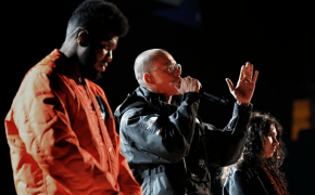 Logic, Khalid e Alessia Cara cantam “1-800-373-575” juntos no Grammy Awards 2018