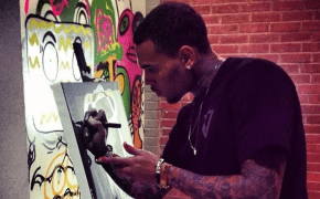 Chris Brown divulga foto de novo quadro que pintou e revela desejo de fazer sua própria exibição de arte