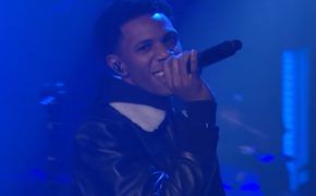 A Boogie Wit Da Hoodie performa single “Look Back at It” no programa Late Night