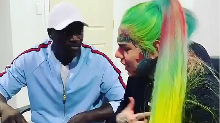 6ix9ine blue wig