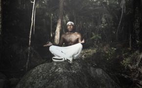 Hopsin lança nova música “Kumbaya” com videoclipe; confira