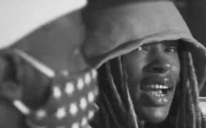 Funk Flex reúne Polo G para o videoclipe do remix da faixa “Lurkin”, que originalmente conta com King Von