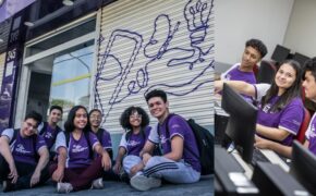 Instituto da Oportunidade Social tem 200 vagas para cursos gratuitos de Tecnologia e Administração para jovens em São Paulo